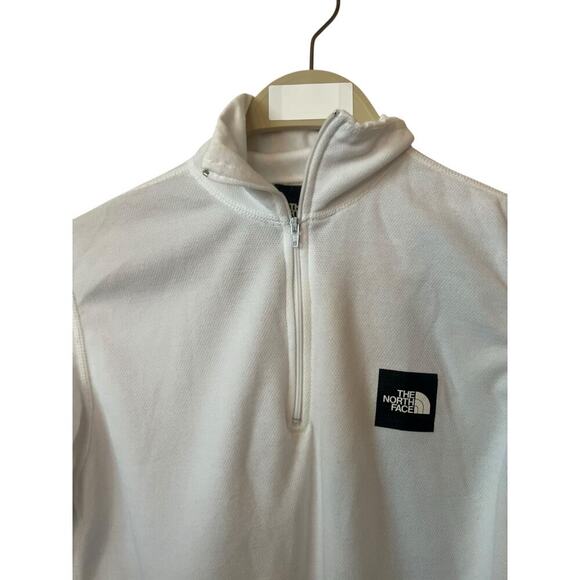 THE NORTH FACE WOMENS 3/4 ZIP COLLARED LONG SLEEVE PULL OVER WHITE SIZE S - Picture 3 of 12